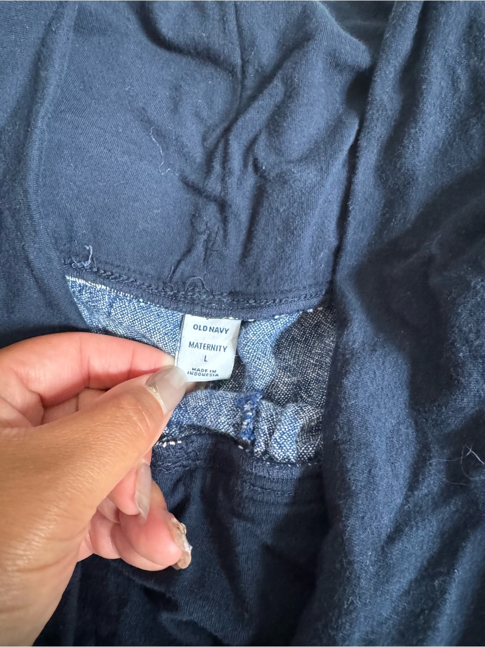 Old Navy Blue Chambray Maternity Shorts with Black Fold-Over Waist Size Large - Picture 3 of 4